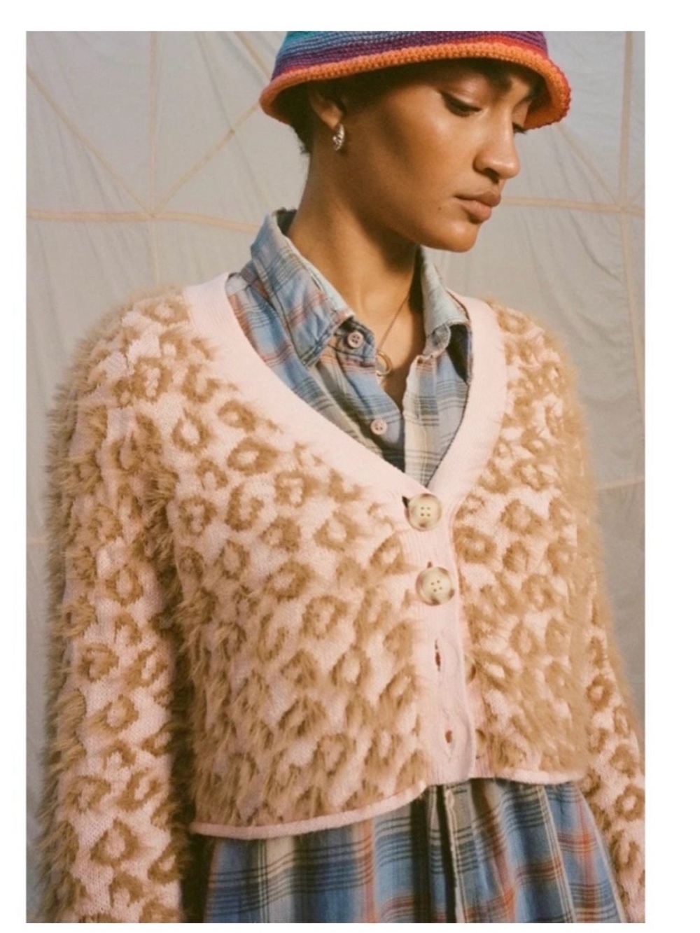 Kimchi Blue Size Medium Pink Leopard Print Cropped Cardigan